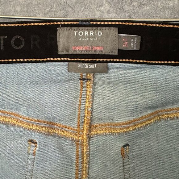 Torrid Bombshell Skinny Premium Stretch Denim Jeans, Size 24T - Picture 3 of 4